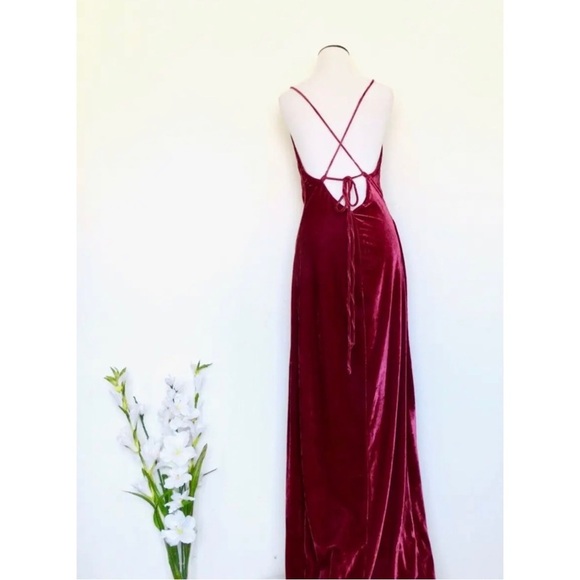 NEW! Velvet Velour Maxi Gown Dress Tie Back Burgundy Red SZ M - Picture 7 of 10